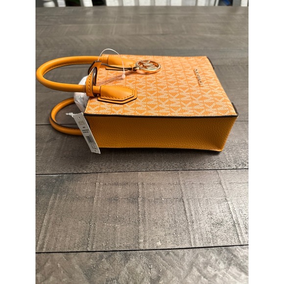 NWT Michael Kors Mercer XS Honeycomb Gold Signature PVC Shopper XBody - Picture 8 of 10